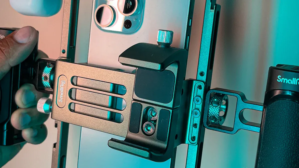 Top Portable 5G SIM Card Routers for Travelers in 2025