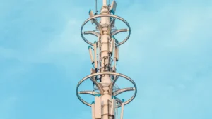 How to Compare 5G Cellular Modem Routers for Speed, Coverage, and Reliability